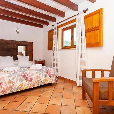 Quinta Goncalves Feriehus *